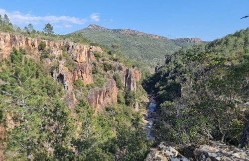 Bright two-room apartment with balcony & private parking - Foto 9