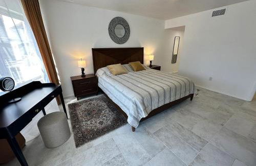 5 min walk to #1 beach in America Canal View - Foto 12