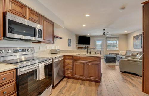 Dells Lakefront Escape - Couples or Families - Foto 7