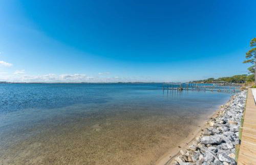 Luxury Waterfront Cabin 8 - Foto 23