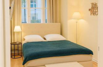 glorious cloud apartment - Photo 1