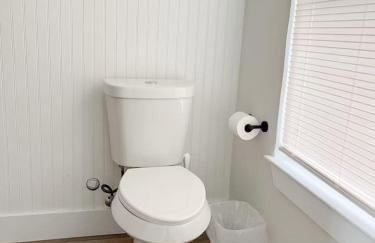 Remodeled 4BR 2BA Steps from Georgetown Square - Foto 46