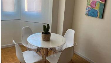 Precioso apartamento soleado, recién amueblado en Gijón - Photo 3