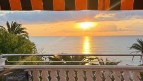 Atico la piramide en primera 1º línea de mar - Foto 3