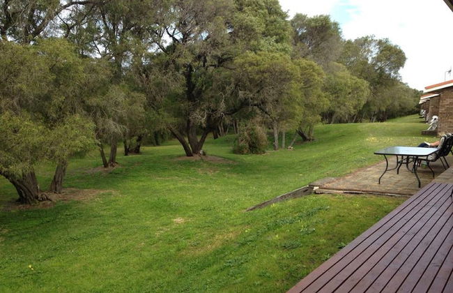 Emu Beach Chalets - Photo 50