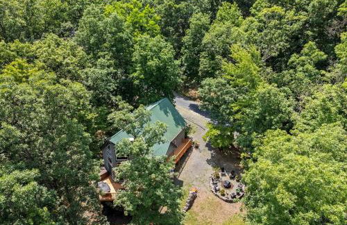 Rustic A-Frame Chalet with Hot Tub & Scenic Views in Mount Jackson, Virginia - Photo 5