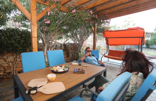 Ruby's summer house with spacious garden and free parking - Foto 30