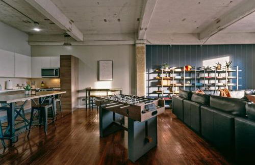 Luxury Downtown Dallas Retreat with Parking, Pool, Gym - Foto 49