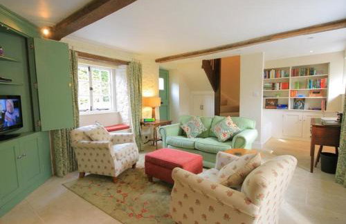 Keen Cottage - Photo 1