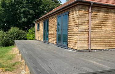 Zara’s retreat - Photo 16