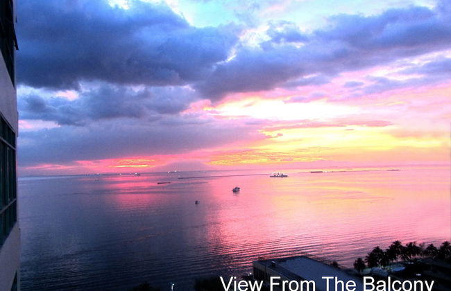 Baywatch Tower - Photo 16