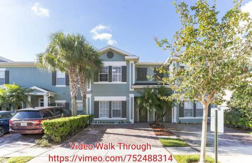 Modern 4 BR Townhouse near Disney - Foto 1