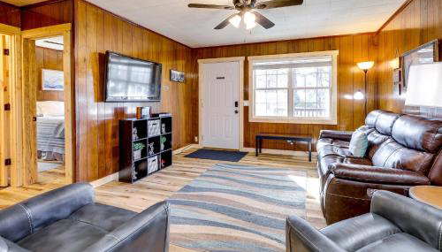 Devils Fork Resort Cabin with Designated Boat Slip! - Foto 3