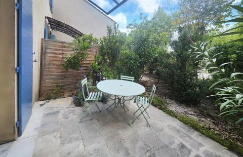 2 Bedroom Nice Home In Saint-Laurent-De-La-Ca - Foto 7