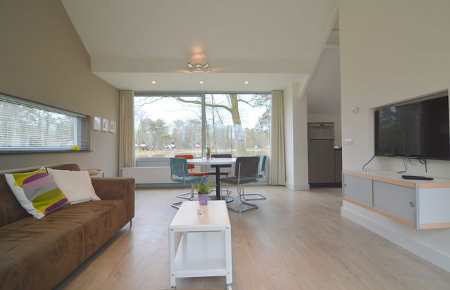 Alluring Holiday Home in Limburg near Forest - Photo 21