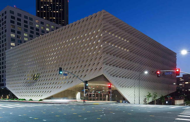 Extravagant Hollywood Cosmo Suites - Photo 23