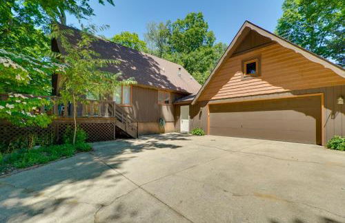 1 Mi to Tunnel Park Holland Home with Fire Pit - Foto 2