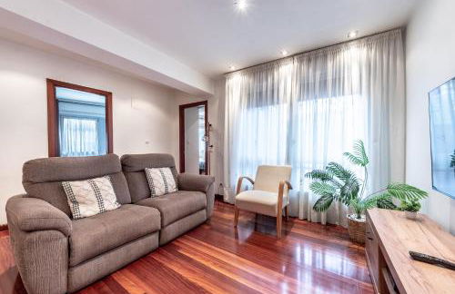 Luminoso, ascensor, tranquilo, centro de Bilbao - Foto 1