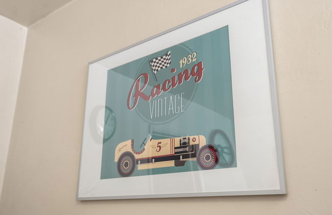 The New Star Motel with Studio-Kitchens: 1950s Extended-Stay Lodging and Retreat Center - Photo 43