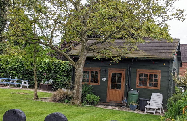 Rustic Log Cabin - Dog Friendly - Sleeps 2 - Views - Foto 31