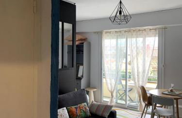 Grand Studio avec Balcon au pied de la Plage Clim Wifi - Foto 11