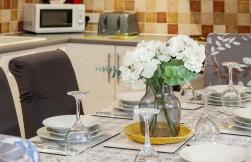 Plas Eithin - Photo 9