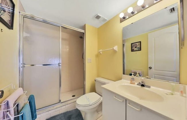 Beachfront 3 Bed Condo Daytona Beach Shores FL - Photo 27