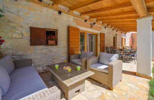 4 Bedroom Pet Friendly Home In Zminj - Foto 17