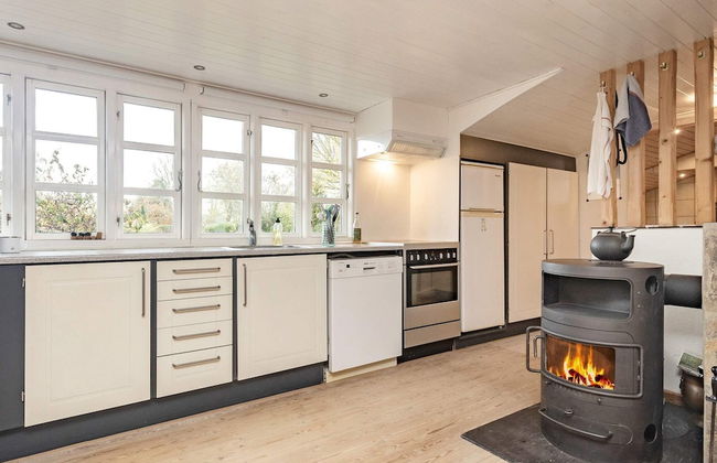 6 Person Holiday Home in Haarby - Foto 18