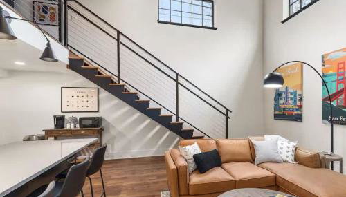 Downtown Luxe Historic Roots & Private Parking - Foto 3