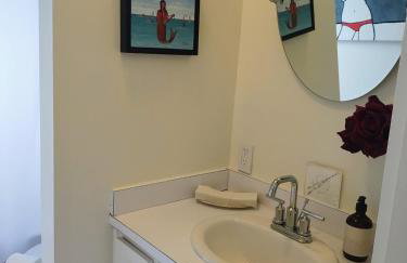 Venice Canals & Beach Guest House - Photo 4