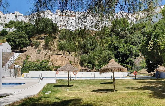 Stylish House, Patio, Pool, Mountains, Stunning White Village, sea 20 Mins Away - Photo 20