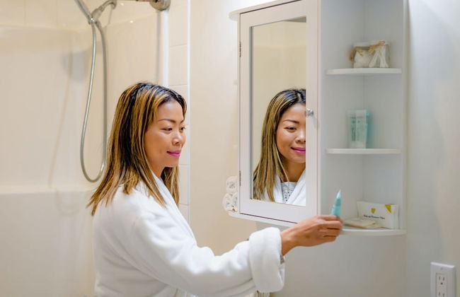 Barefoot Villas Cabin 1 Beaver w/ Hot tub - Photo 14