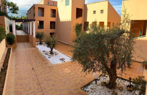 Rez de jardin avec vue mer à saint jean - Photo 16