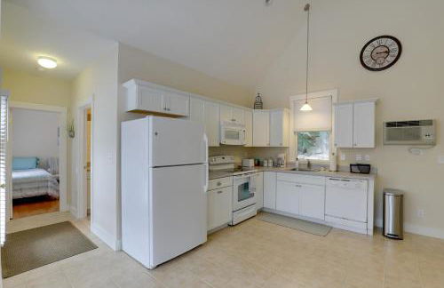 Inviting Summer Village Cottage Golf Cart and More! - Foto 8