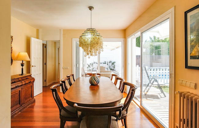 Just 10 Minutes From Sitges, House With Private Garden and Pool- - Foto 44