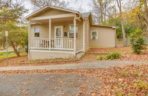 Walk Downtown Takoma Park Escape with Large Yard! - Foto 28