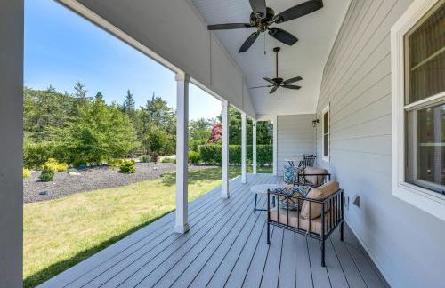 Distinctive Hamptons Home with Pool Near Bay, Ocean - Foto 29