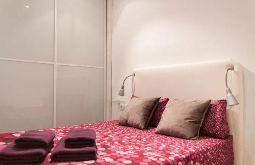 Cute Apartment in Sants Station with HBO & Alexa & AC - Photo 57