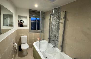 Griffin House Holiday Apartments - Foto 28