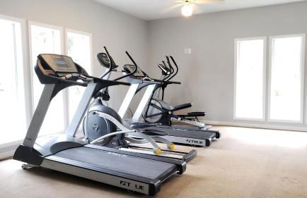 Spacious 2BR 2BA Suite - Walk to Mall & Hospitals - Foto 50