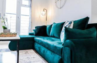 The Booker Retreat - Bright 1BR Top Floor Apt with Free Secure Underground Parking - Foto 23