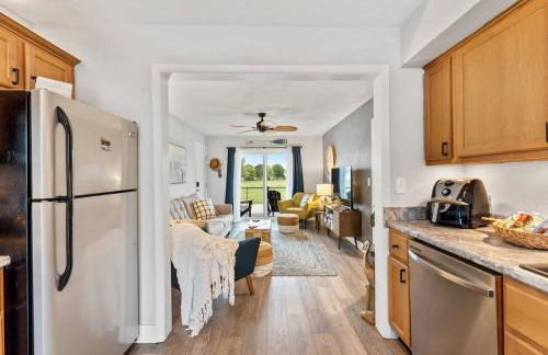 Beachside Condo Downtown with Lake Michigan Views - Foto 21