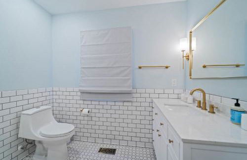 Comfortable 5BR Ames Stay Close to Campus - Foto 16