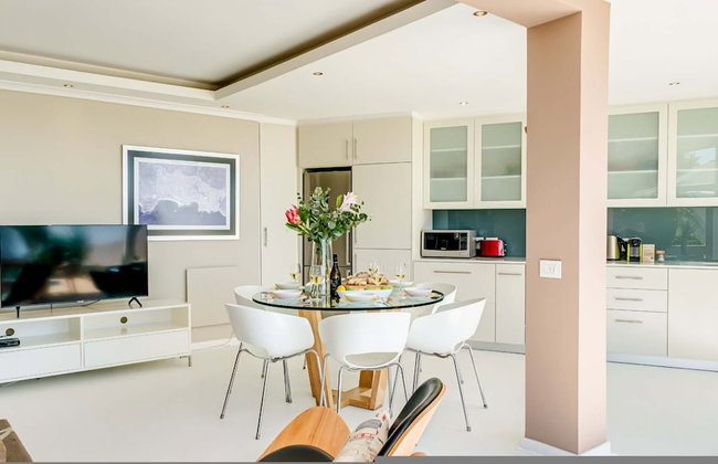 Secure Holiday Apartment w Private Pool Calico - Foto 19