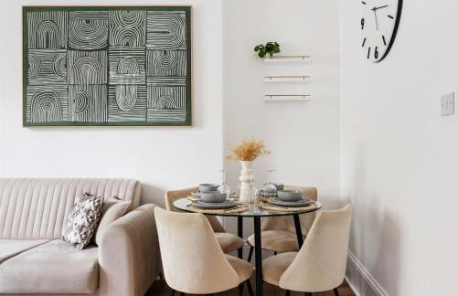 Modern Flat with High Ceilings, Heart of Baker St - Foto 7