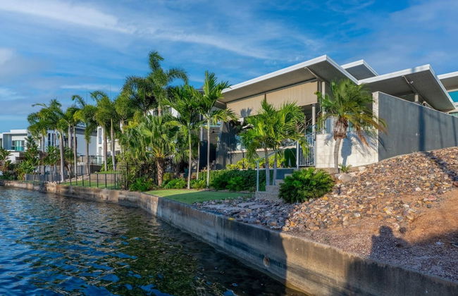 Water-front Paradise Pool - BBQ - Balcony Dining - Foto 60