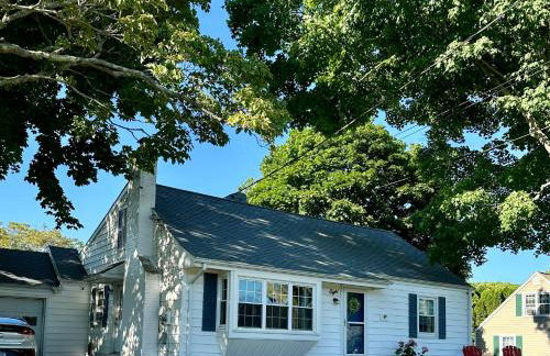 Cheerful 3bd Cape feet from beach, river access - Foto 6