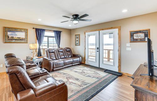 Wraparound Deck Newly Built Home in Grangeville! - Foto 1