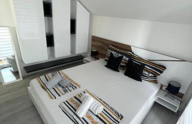 Apartments Mak & Lux - sea & sunset top view - Photo 62